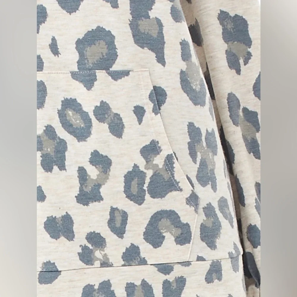 Scoop | Women’s Leopard Print French Terry Hoodie | Size M - Picture 4 of 12